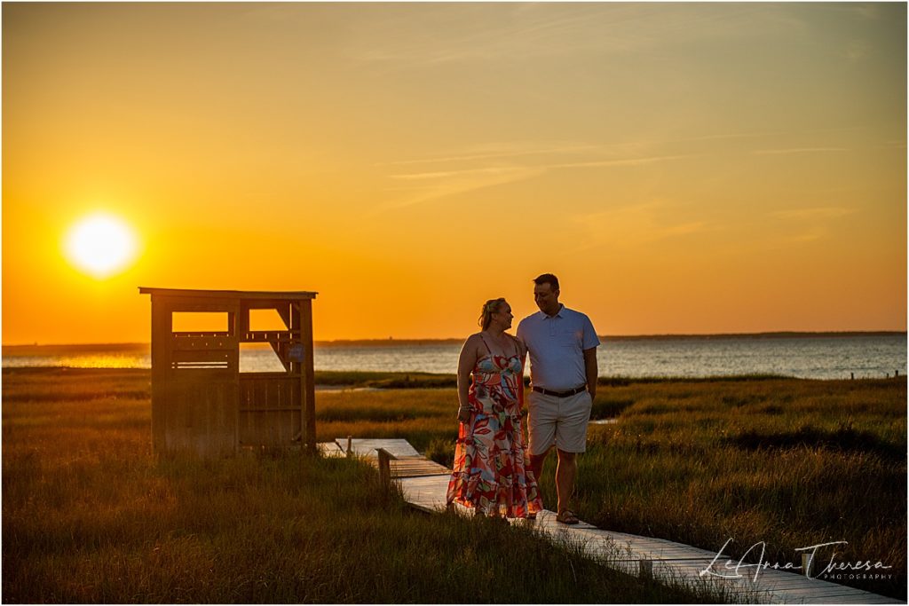LBI photos at sunset of couple